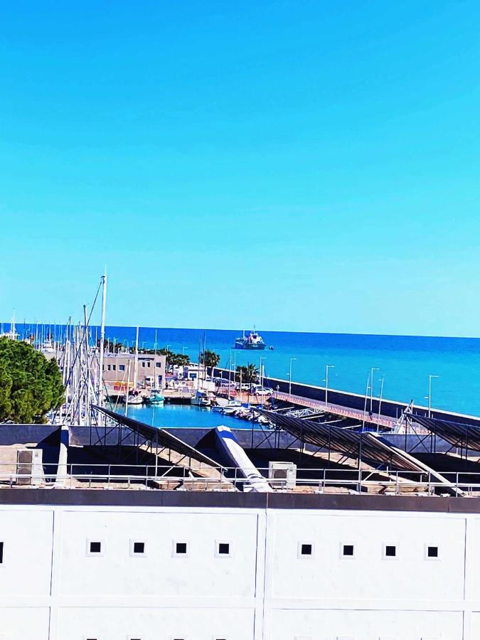 Apart Port Arenal Con Terraza Y Piscina บูร์เรียนา ภายนอก รูปภาพ